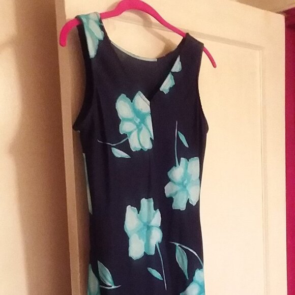 EUC Long Blue Floral Summer Dress - Picture 4 of 4